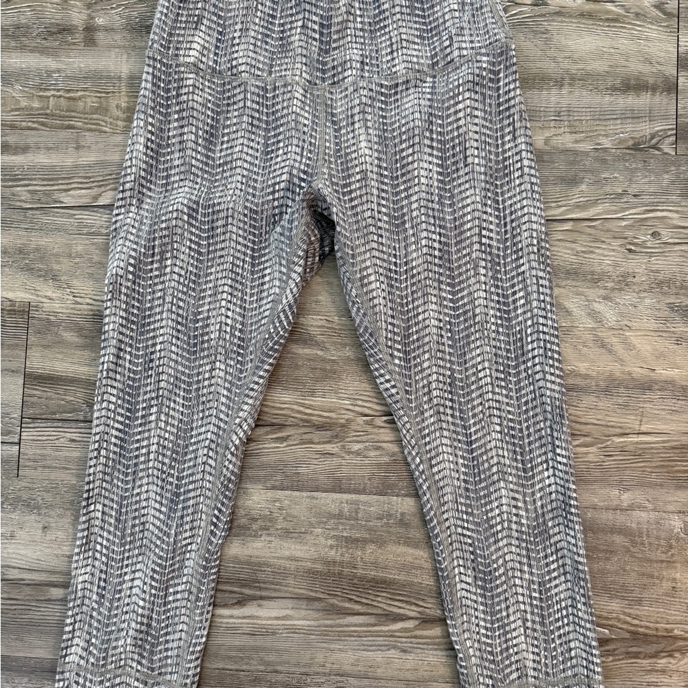 Gray and White Patterned Lululemon Leggings